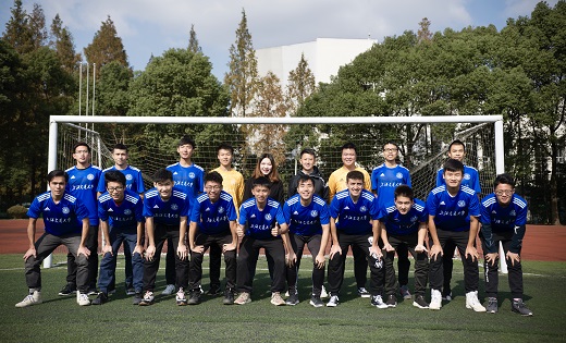 热刺做了一笔好交易：租借拜仁后腰帕利尼亚